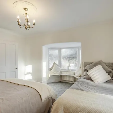 3 Bed In Oc-e33626 *