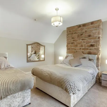 3 Bed In Oc-e33626 Mealsgate