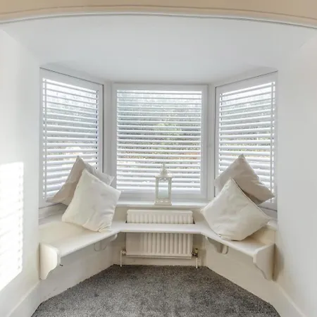 3 Bed In Oc-e33626 *